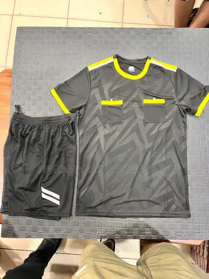 Refree Uniform