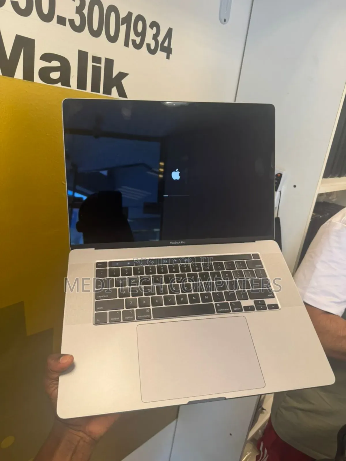 Laptop Apple MacBook Pro 2019 32GB Intel Core I9 SSD 512GB