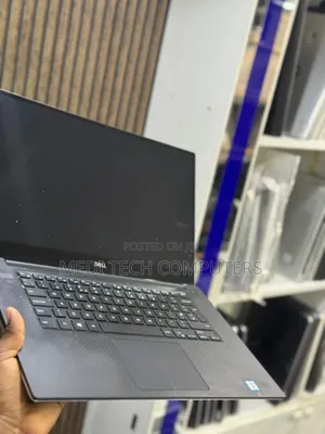 Laptop Dell Precision 15 5540 16GB Nvidia SSD 512GB
