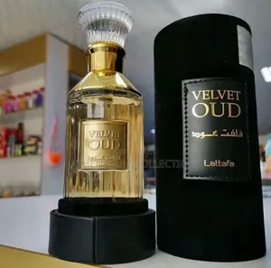 Photo - Lattafa Velvet Oud Eau De Parfum
