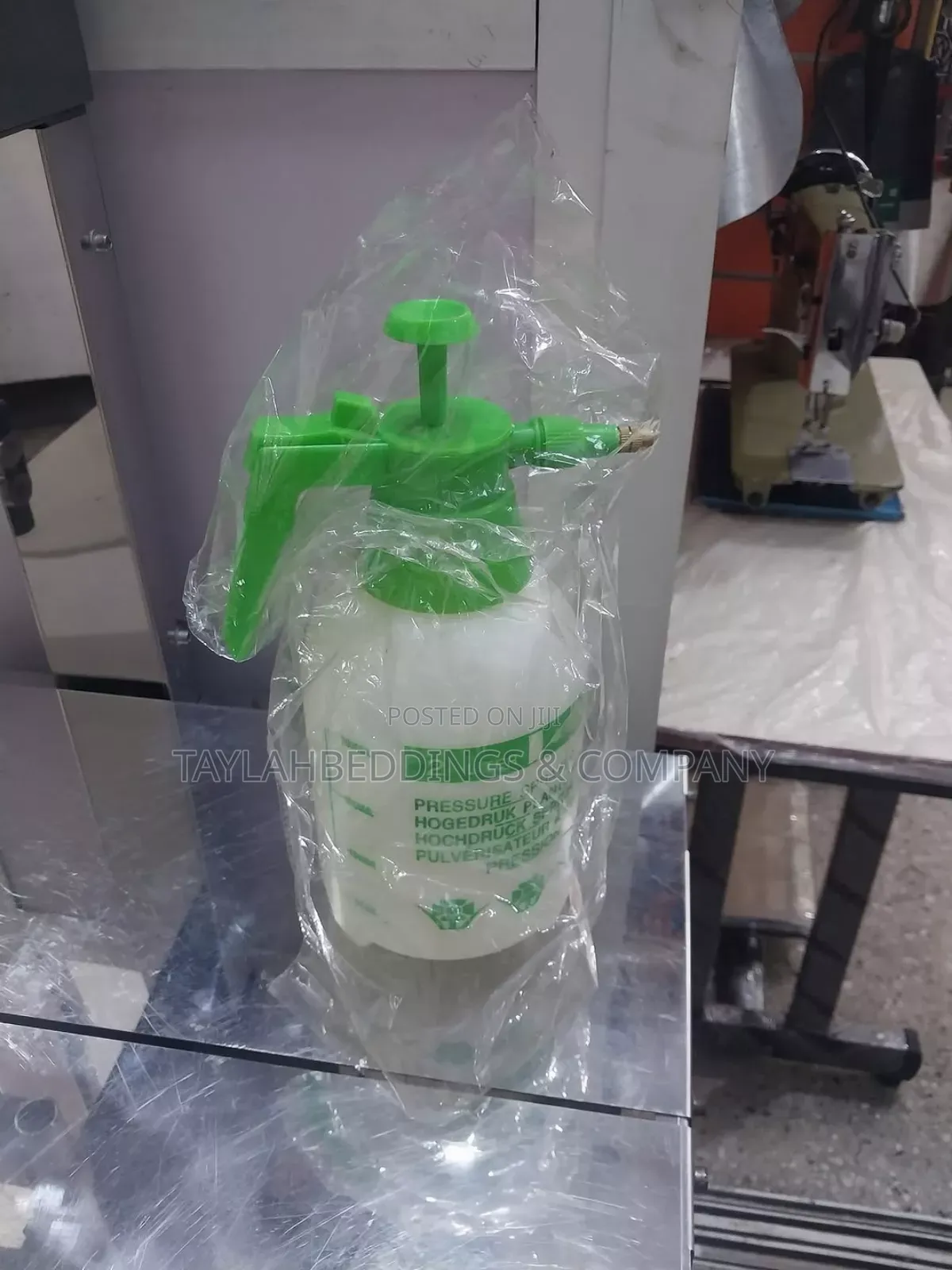Sprayers Pressurized Garden for Spraying Flowers Etc 2l