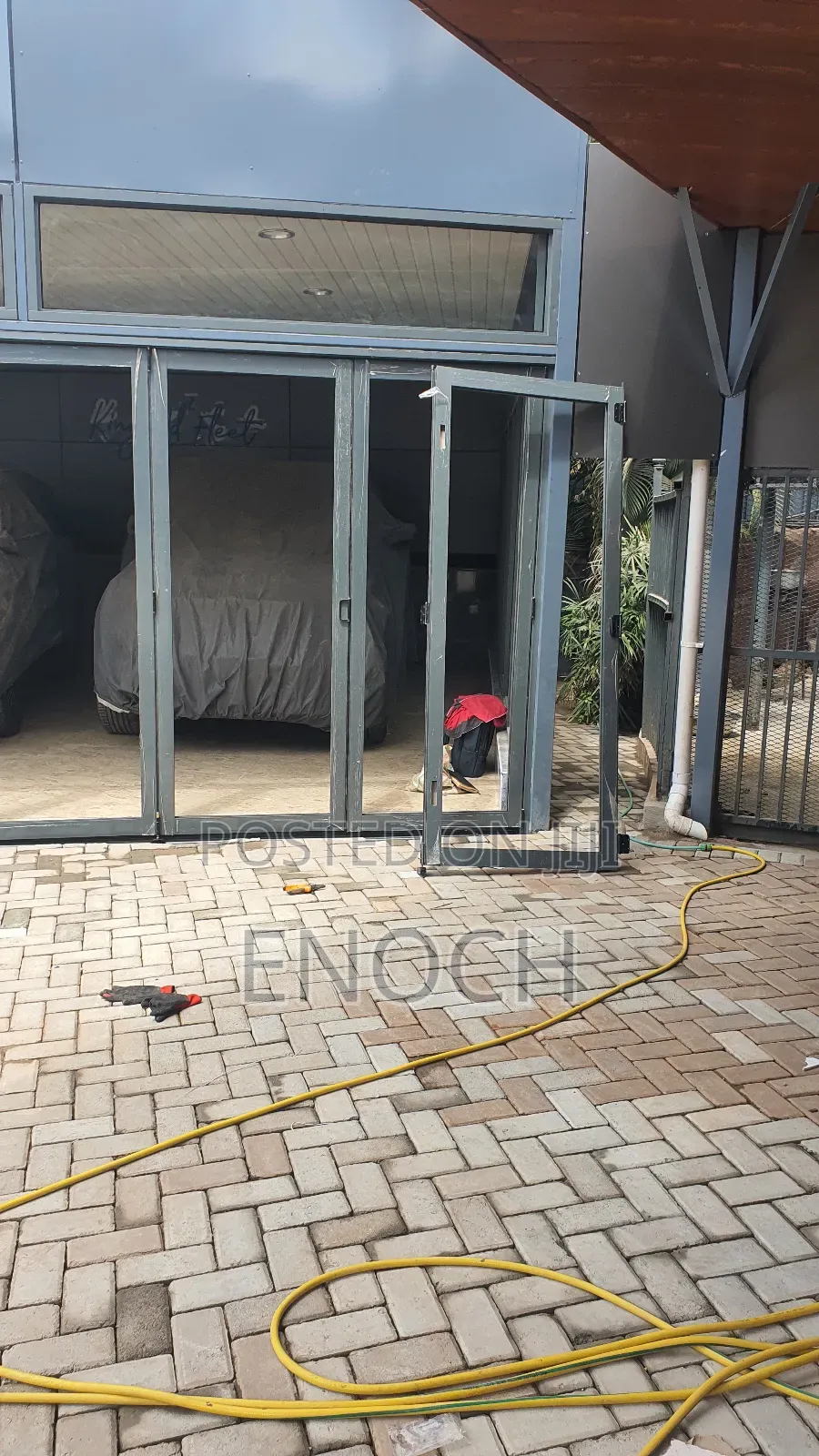 Aluminium Premium Folding/Sliding Doors