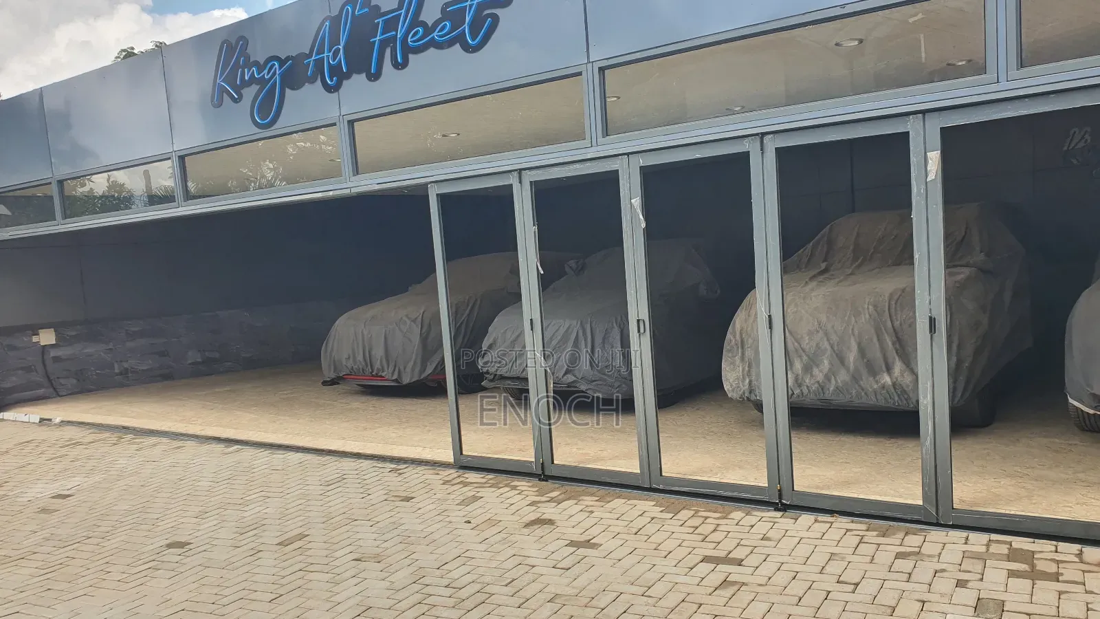Aluminium Premium Folding/Sliding Doors
