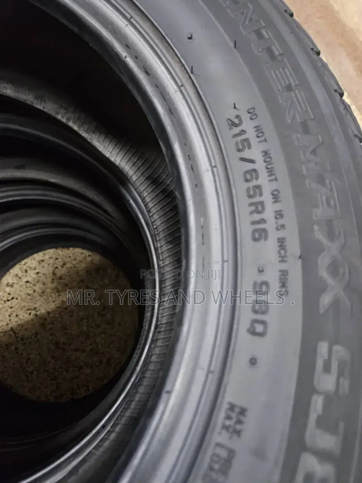 It's 215 65 R16 Original Tires 4rm Japan Dunlop All Most New