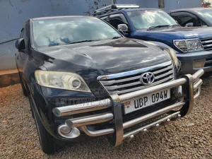 Photo - Toyota Vanguard 2012 Black