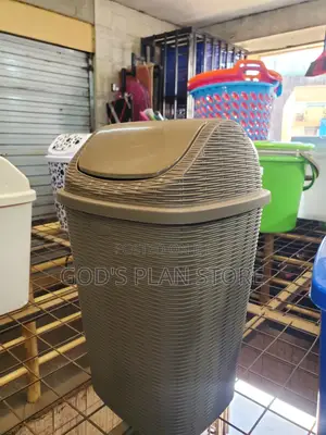 Plastic Dust Bins for Office