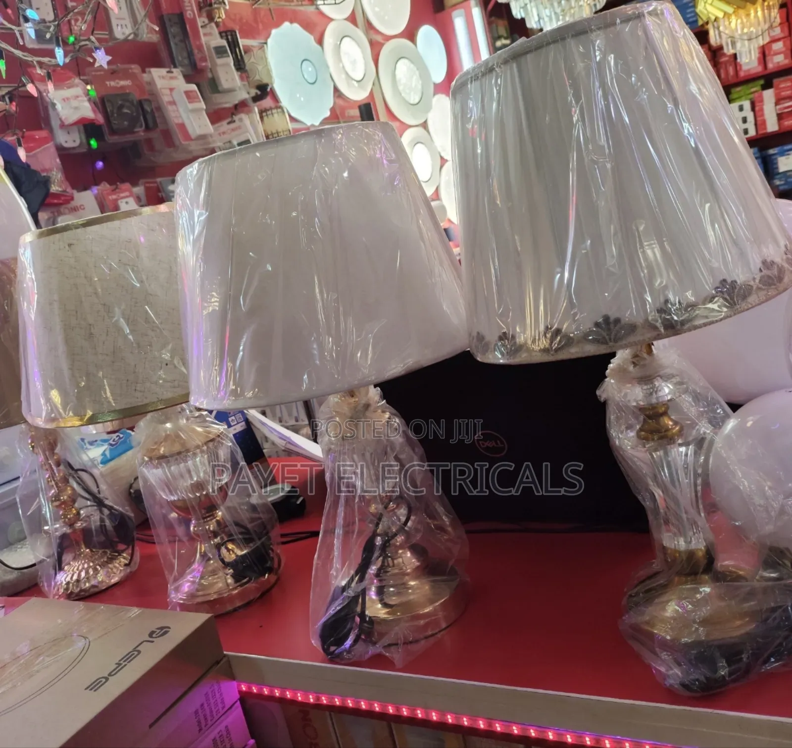 Hk200 Bedside Table Lamp