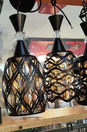 Black and Silver Pendant Lamp Holder