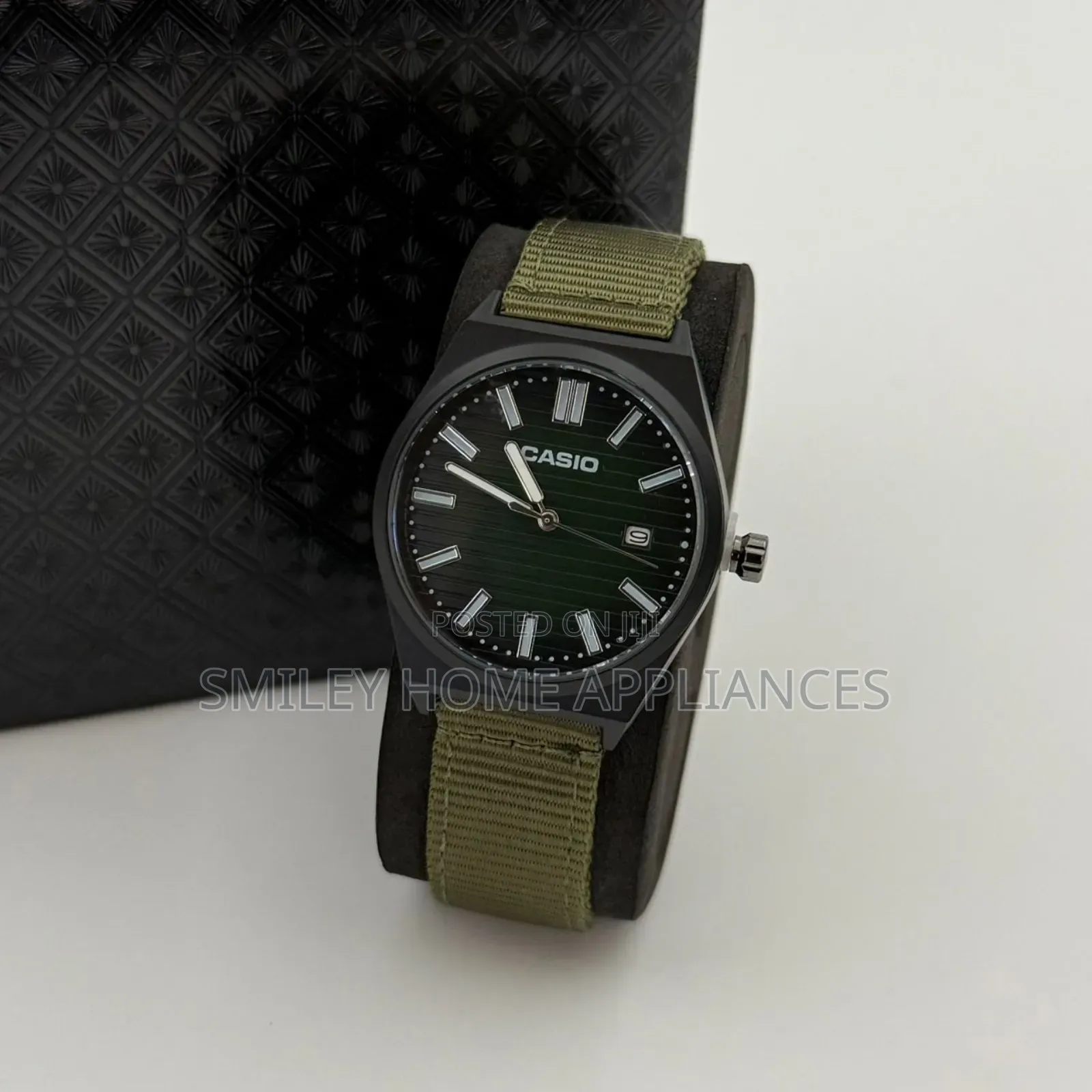 Casio Unisex Classy Wrist Analog Time Piece at 20% Discount