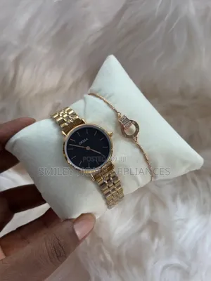 Orsga Women's Wrist Stylish Time Piece With Its Bracelet