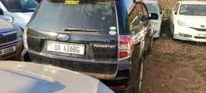 Subaru Forester 2010 Black