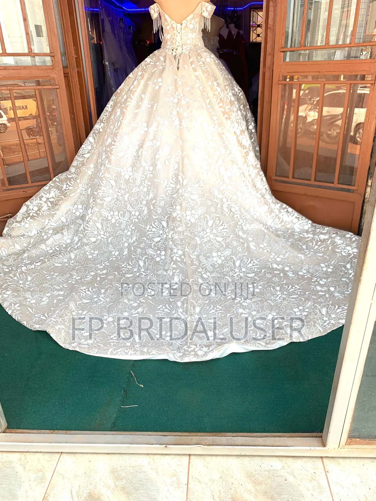 New Collection Wedding Gown With Silver and Off Shoulder