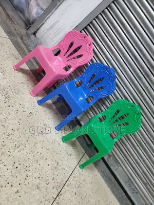 Queen Plastic Kid's Chairs