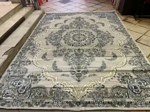 12fts by 8fts Center Carpets