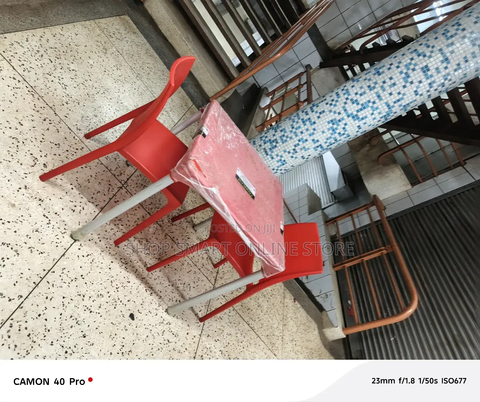 Outdoor Plastic Restaurant Chairs and Table