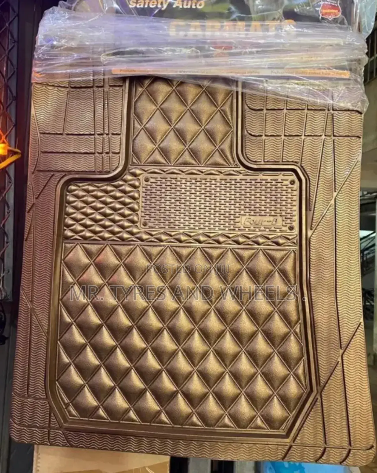 Car Carpets Very Nice and Nit and Universal 