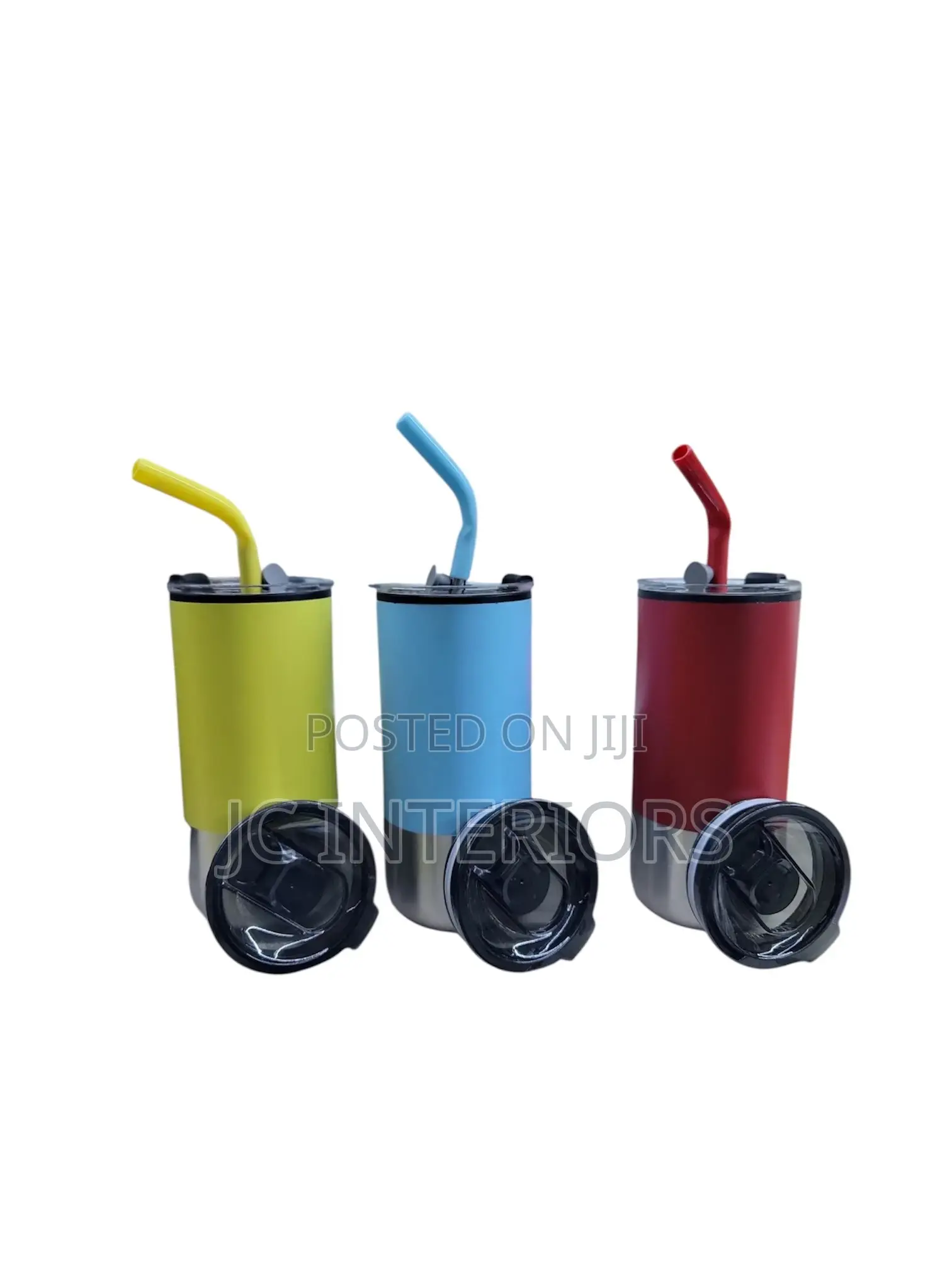 Tumbler With a Straw and 2 Covers
