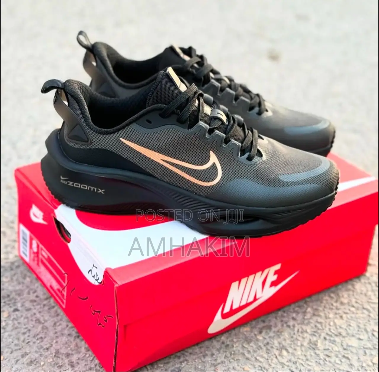 New Nike Zoom X Happy Hombre Runner Sneakers in Stock
