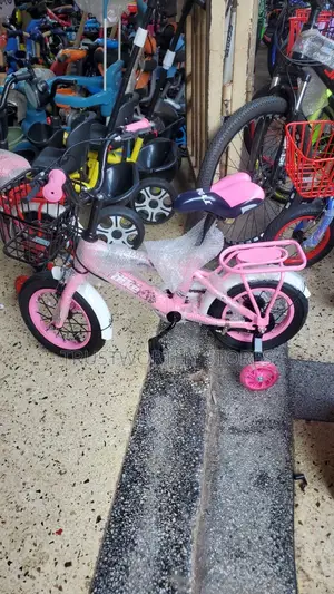 Pink Bike With Training Wheels - Size 12 (2-5years)