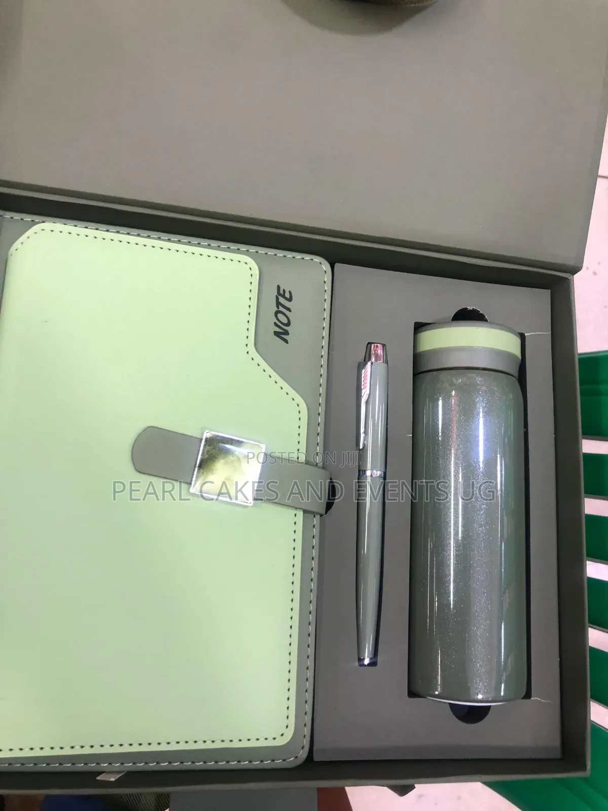 Gifted Note ' Surprises Gifts Corporate Class 562hh