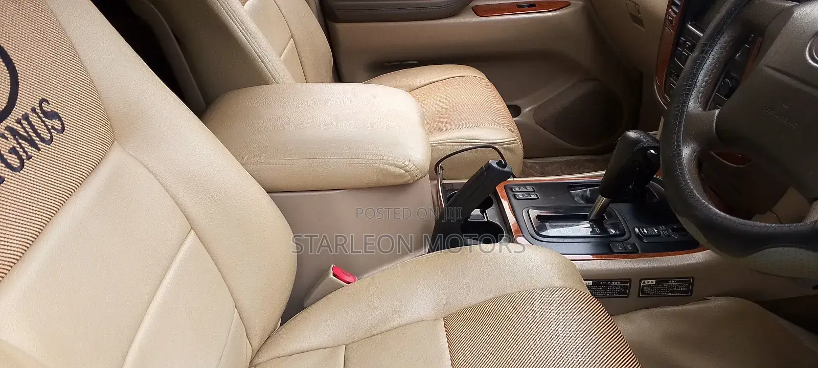 Toyota Land Cruiser Cygnus 4.7 1999 Gold