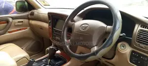 Toyota Land Cruiser Cygnus 4.7 1999 Gold