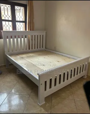 Photo - 5x6 Barcode Bed in White/ Strong Bed