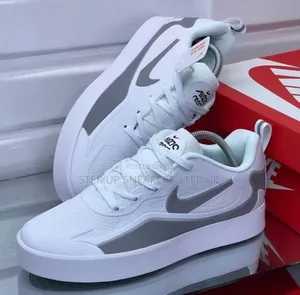 Original Nike React Sneakers
