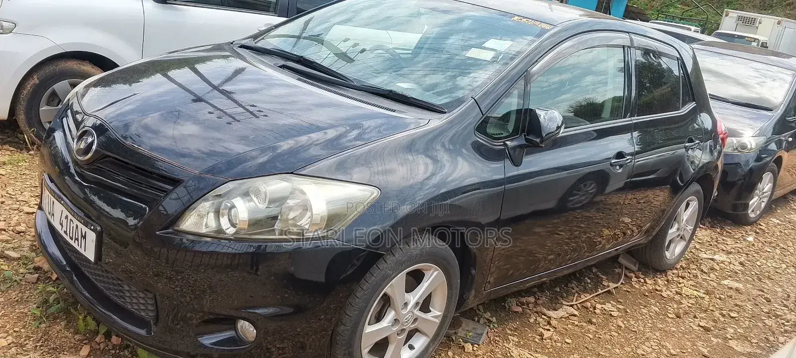 Toyota Auris 2011 Black