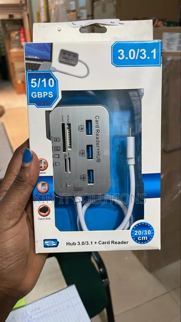 Type C 3.0 Usb Hub + Card Reader.