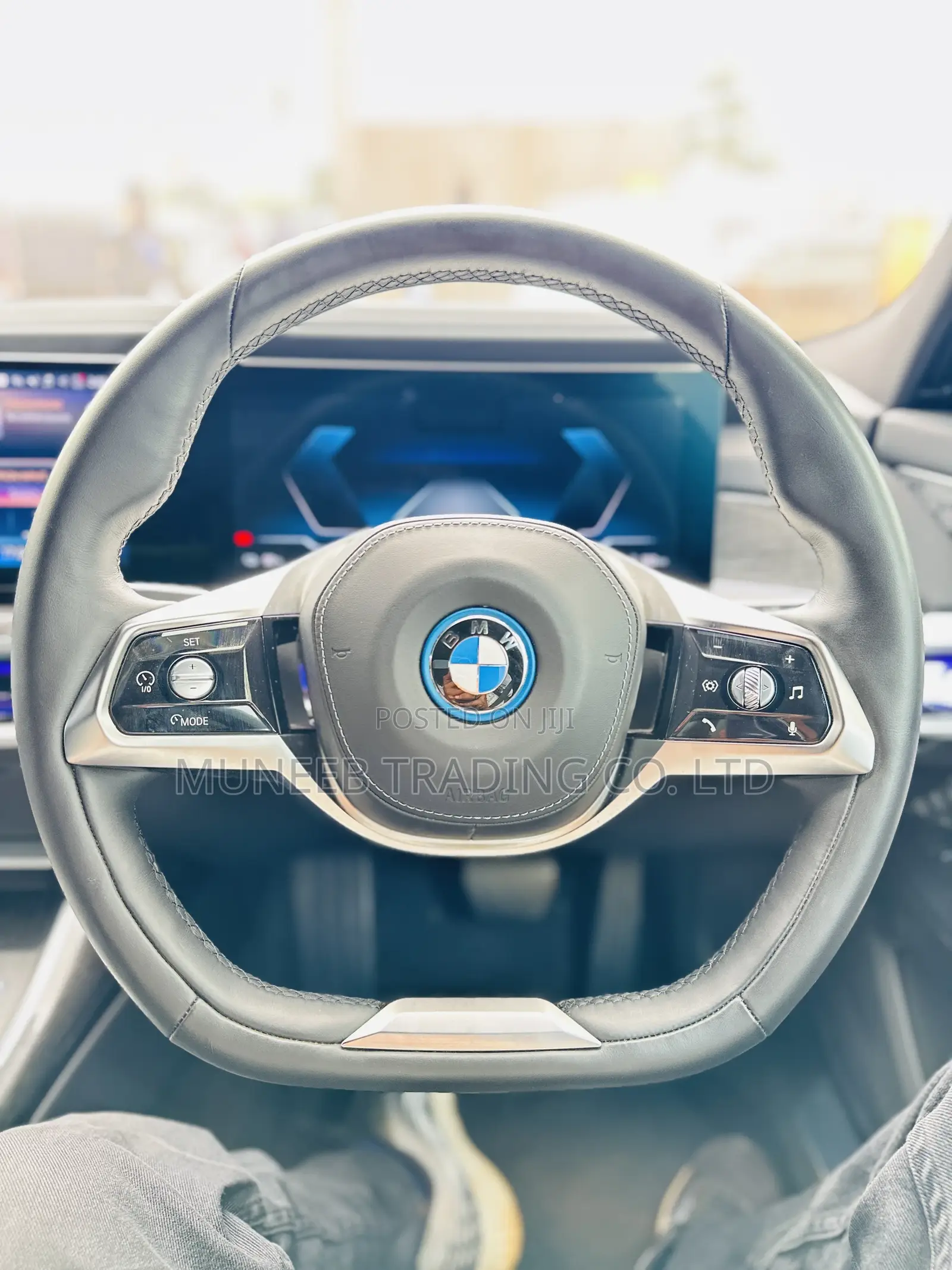 BMW i7 2023 White