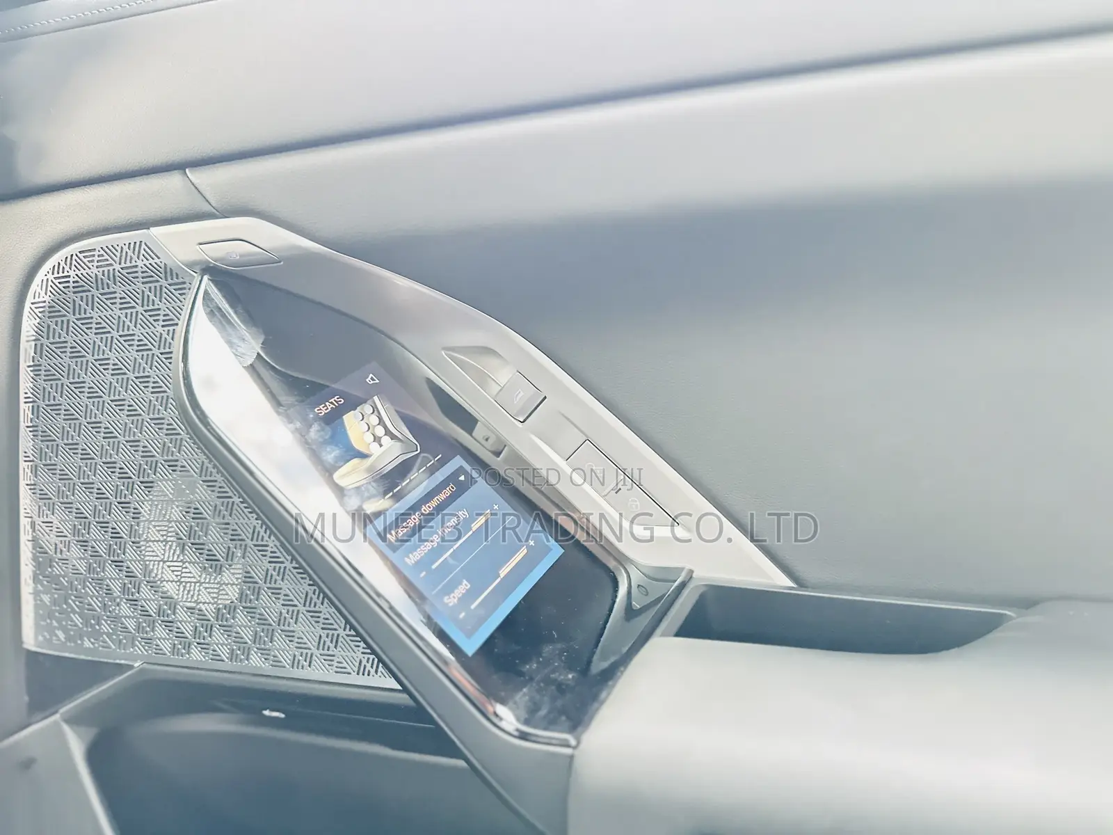 BMW i7 2023 White