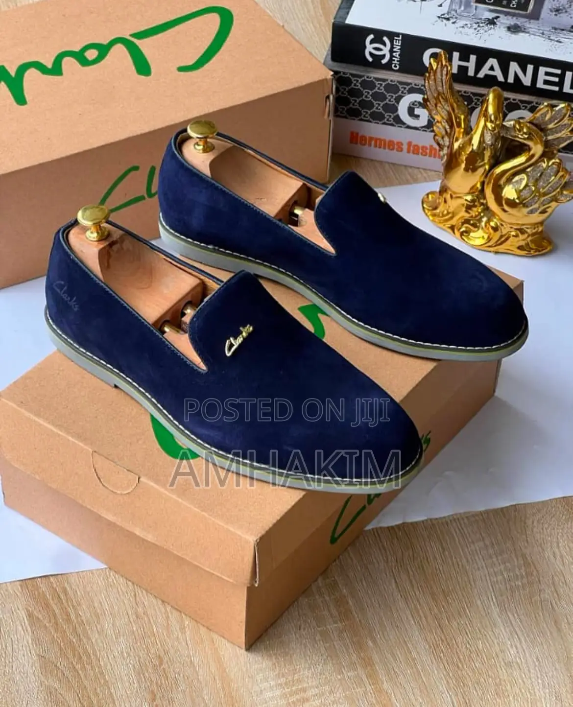 Classic Men Low Suede Loafers in Stock