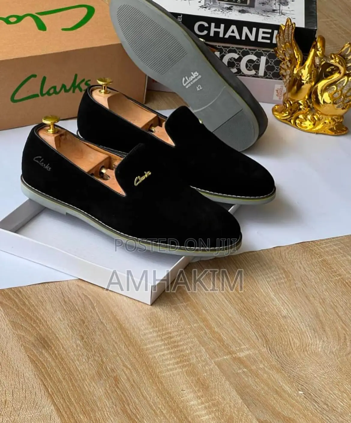 Classic Men Low Suede Loafers in Stock
