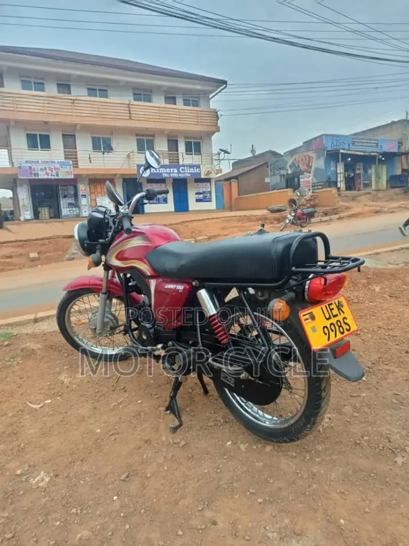 Bajaj Boxer 2008 Red