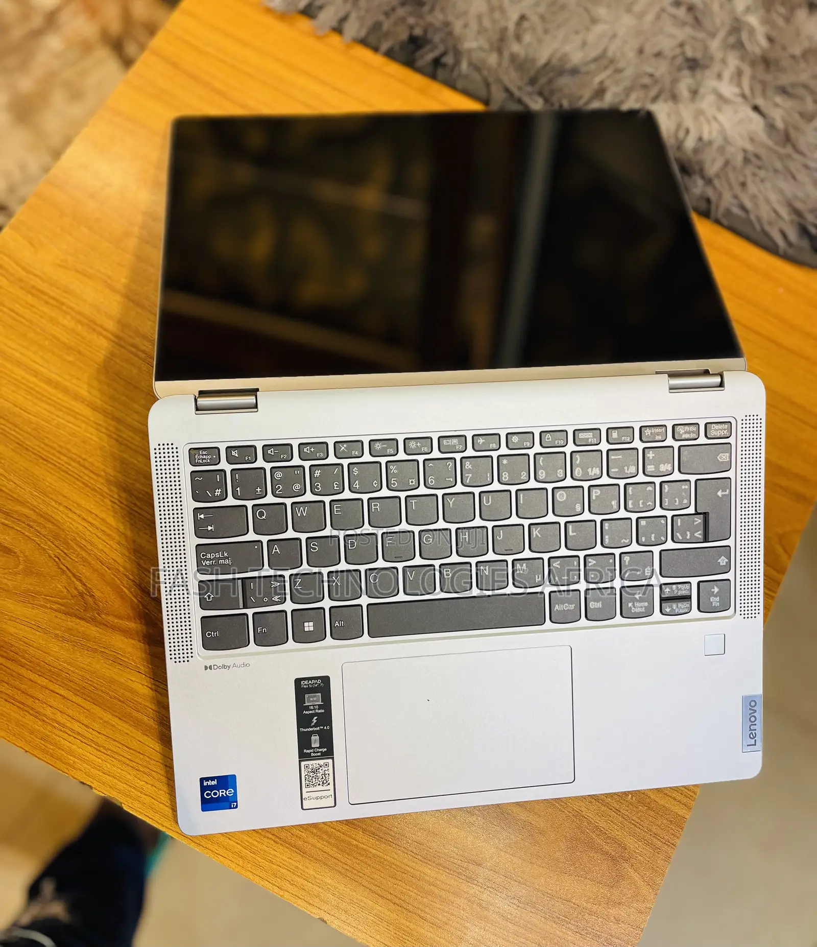 New Laptop Lenovo 8GB Intel Core i7 SSD 512GB