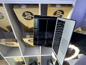 New Laptop HP X2 16GB Intel Core I5 SSD 256GB