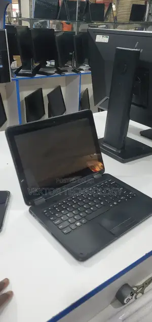 Laptop Lenovo 300e 8GB Intel Celeron SSD 128GB