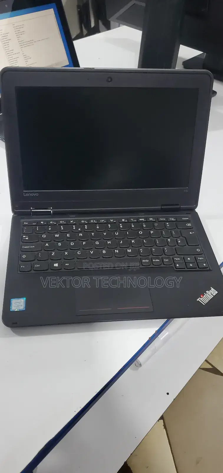 Laptop Lenovo ThinkPad 11e 4GB Intel Core I3 SSD 128GB