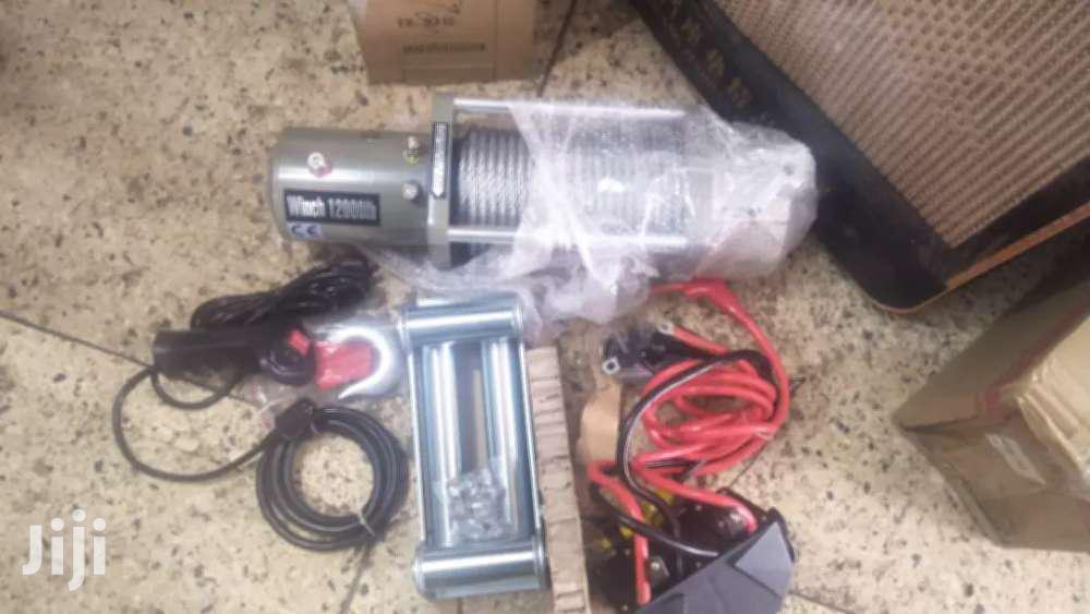 Car Winch. For Heavy Duty 4x4