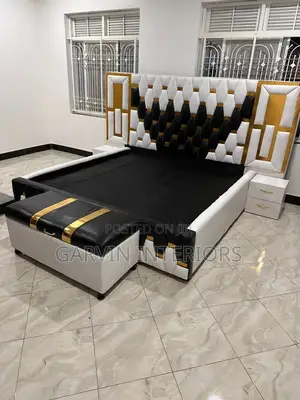 Black and White Geometric Bed