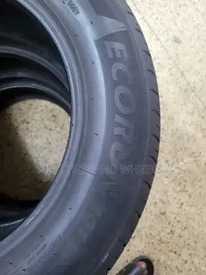 215 60 R16 Eco Run but Thea 4 Pises Still Gd Tires Cam 4 All