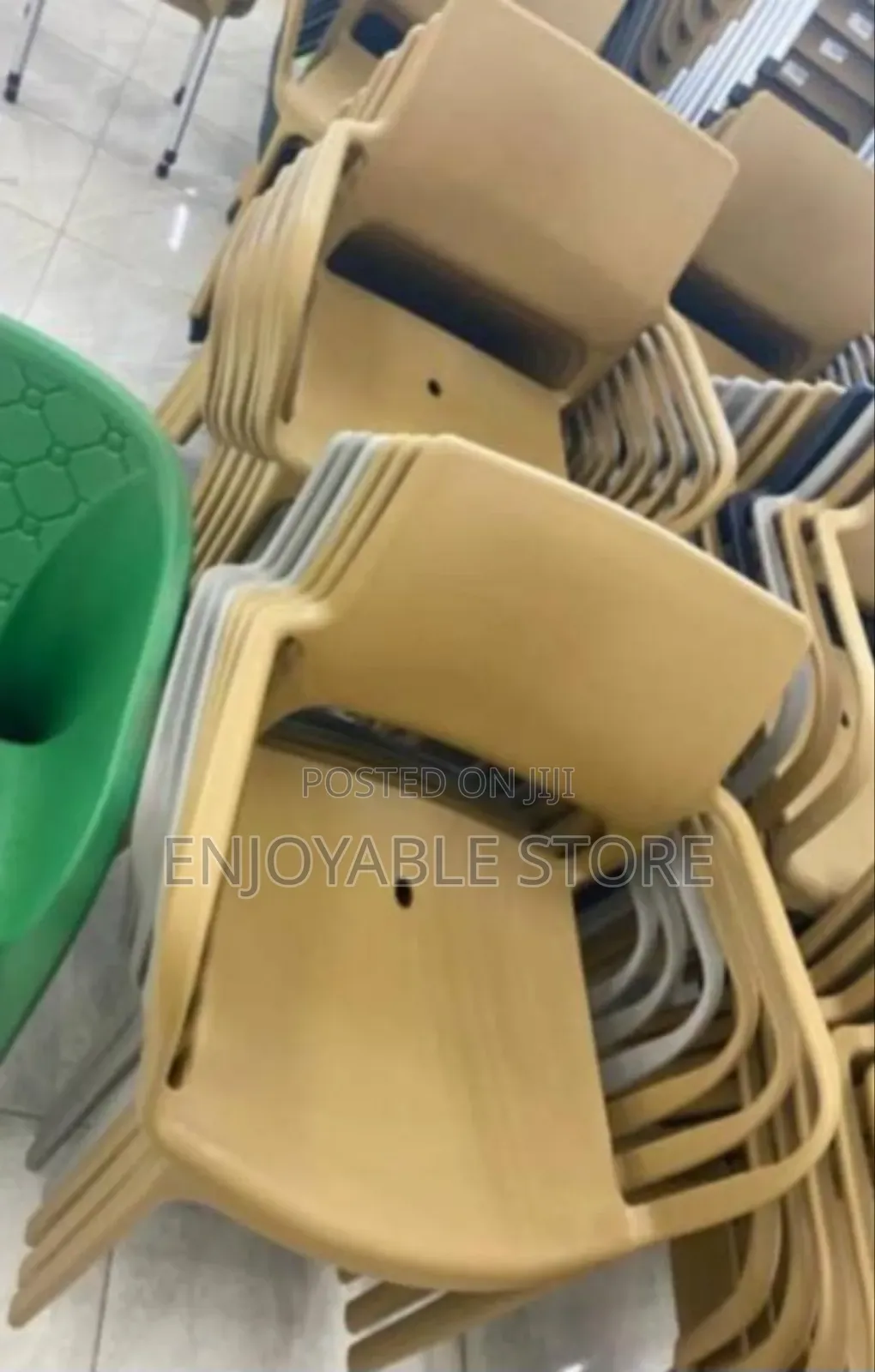 Marito Plastic Chairs Plastic Chairs Armrest