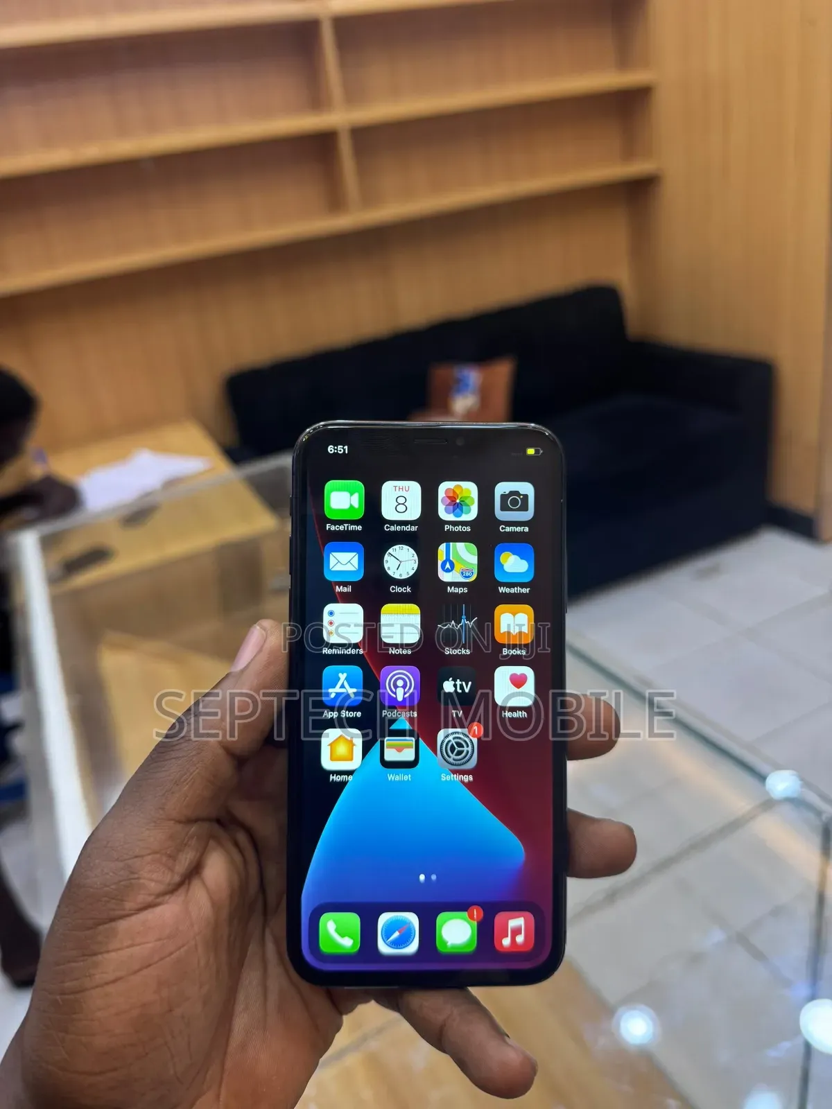 New Apple iPhone X 64 GB Black