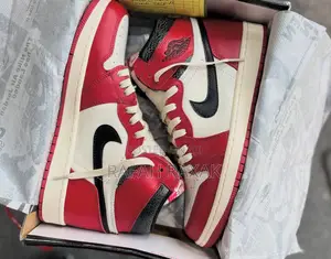 Original Nike Air Jordan 1 Retro High Og Sneakers