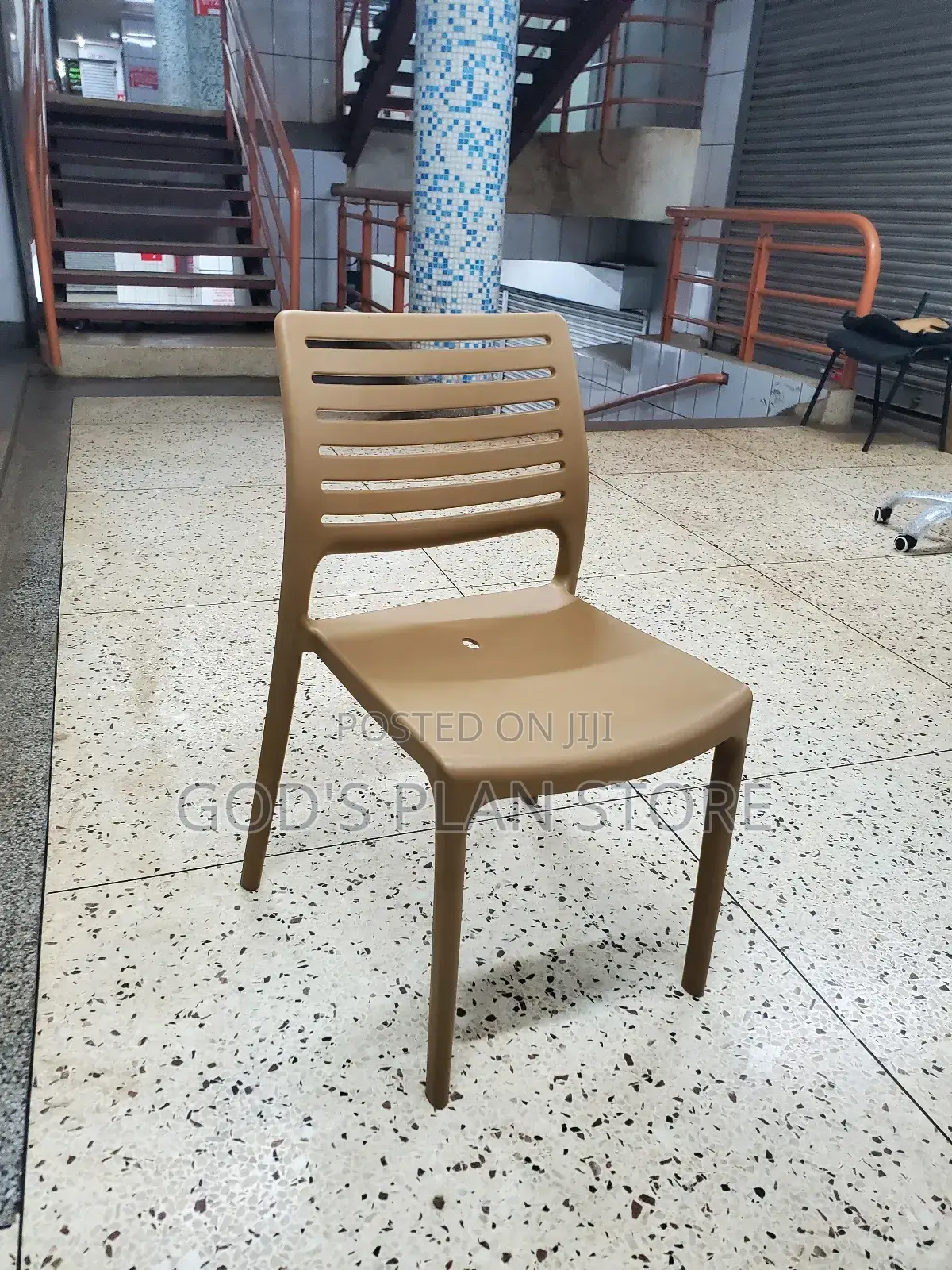 Yz2307 Brown Plastic Chairs