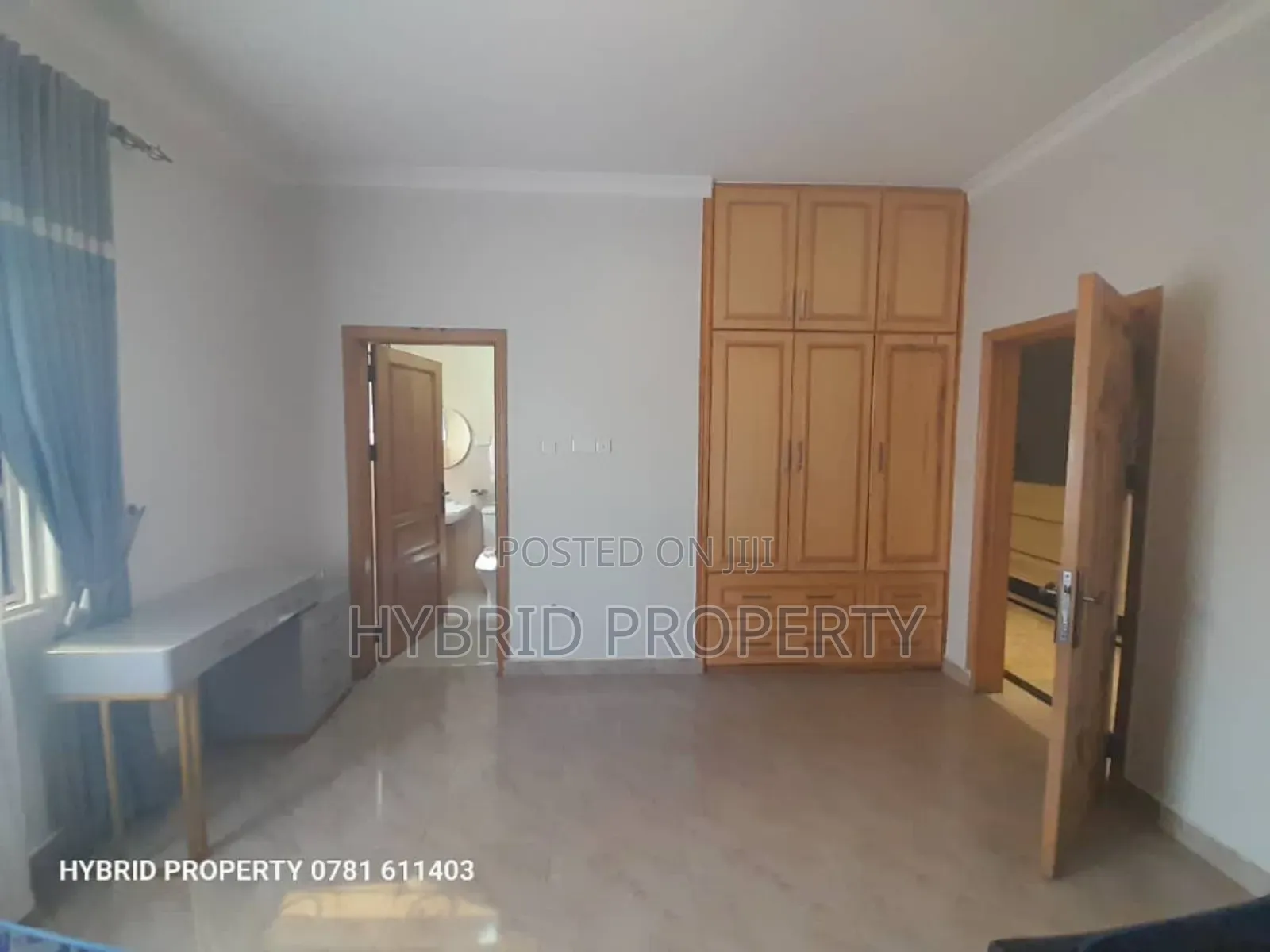 Furnished 4bdrm Penthouse in Nansana Along Hoima for sale
