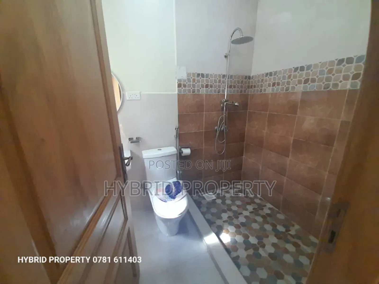 Furnished 4bdrm Penthouse in Nansana Along Hoima for sale