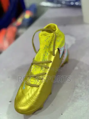 Football Shoes (Kids 36-40)