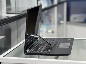 New Laptop Lenovo Yoga 260 8GB Intel Core I7 SSD 256GB